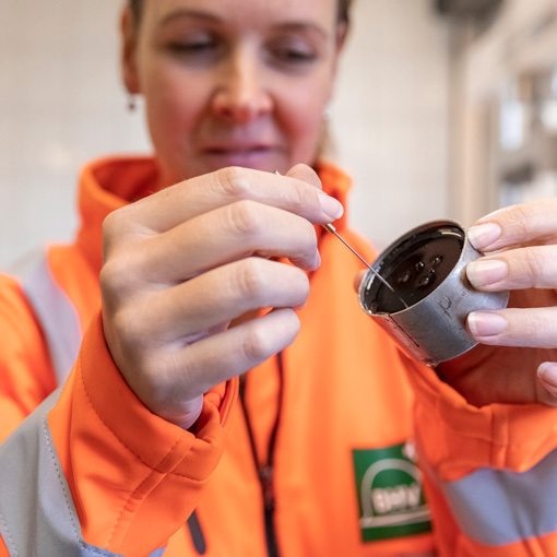 Recycling old asphalt test probe 回收旧沥青试验探针